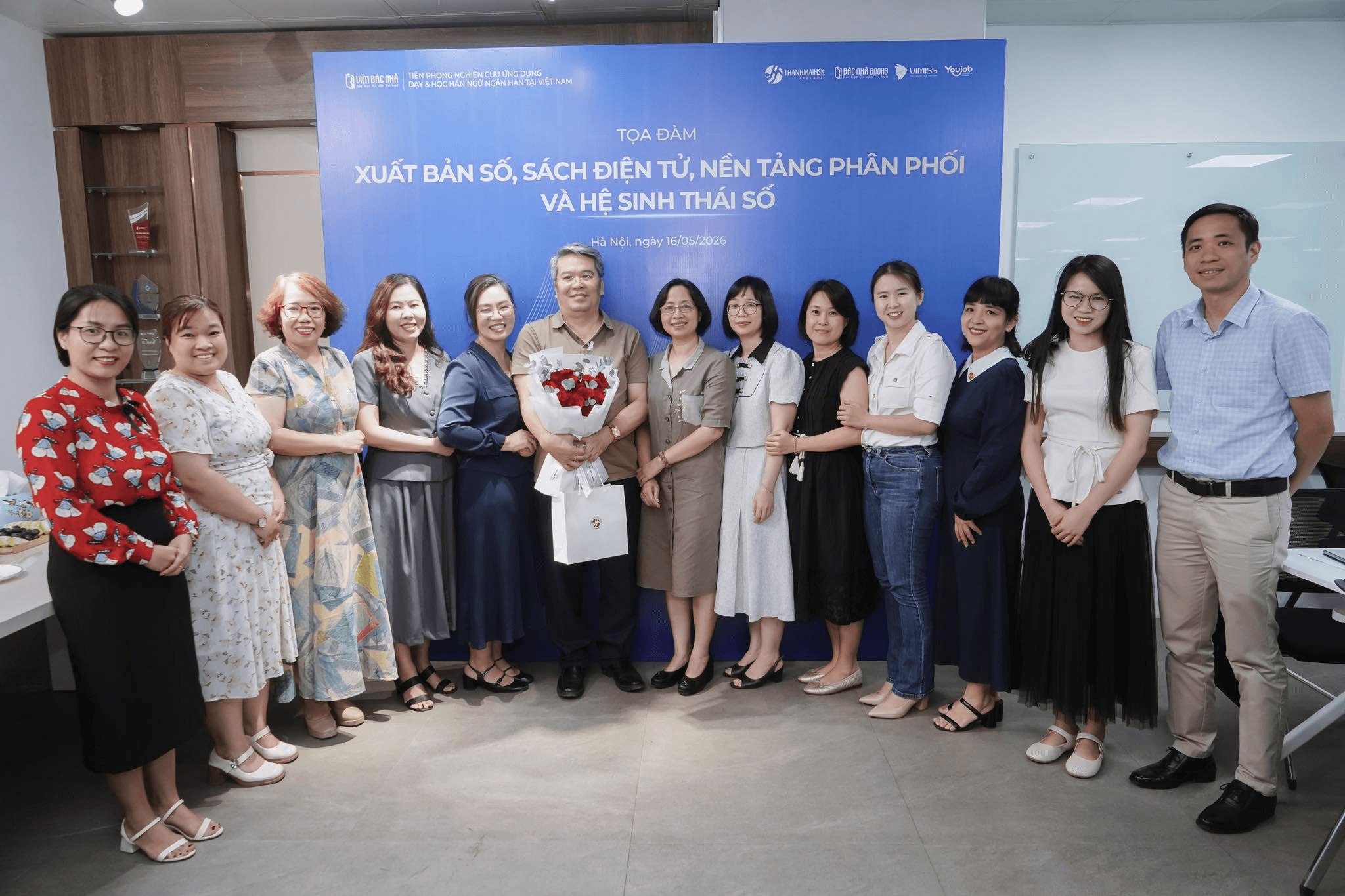 Tọa đàm xuất bản số và sách điện tử của Viện Bác Nhã